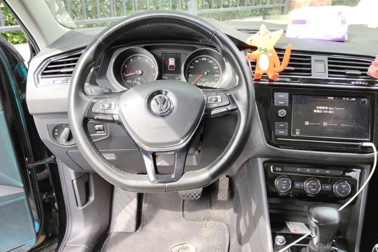 Used Volkswagen Tiguan L 2019 330TSI Automatic Two-Wheel Drive Panoramic Comfort Edition China V Standard Steering Wheel