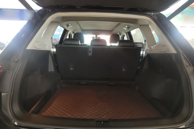 Used Volkswagen Tiguan L 2019 330TSI Automatic Two-Wheel Drive Smart Luxury Version China V Emission Standard Trunk
