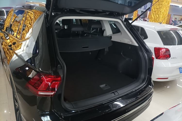 Used Volkswagen Tiguan L 2019 330TSI Automatic Two-Wheel Drive Panoramic Comfort Edition China VI Standard Trunk