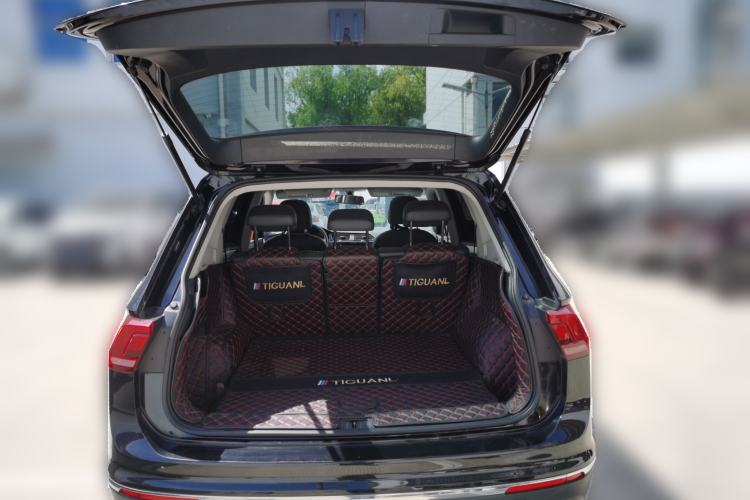 Used Volkswagen Tiguan L 2019 330TSI Automatic Two-Wheel Drive Panoramic Comfort Edition China VI Standard Trunk