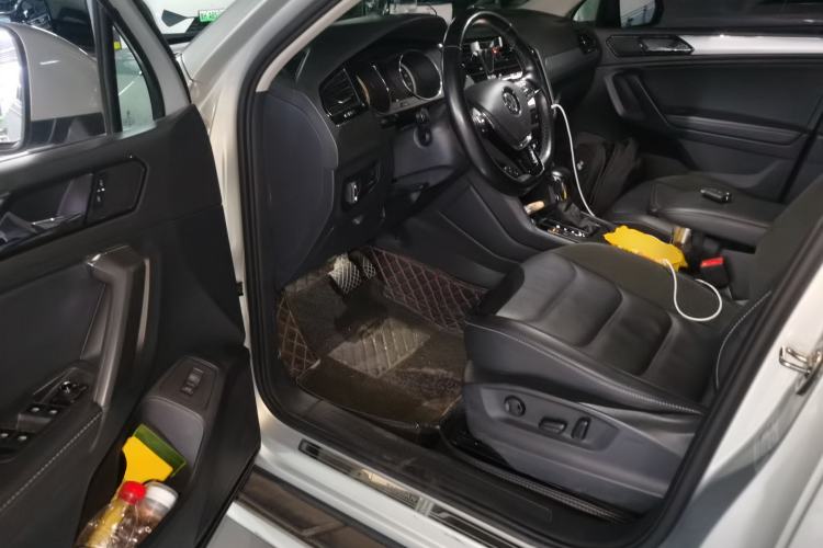 Used Volkswagen Tiguan L 2019 330TSI Automatic Two-Wheel Drive Smart Luxury Version China VI Standard Driver Seat