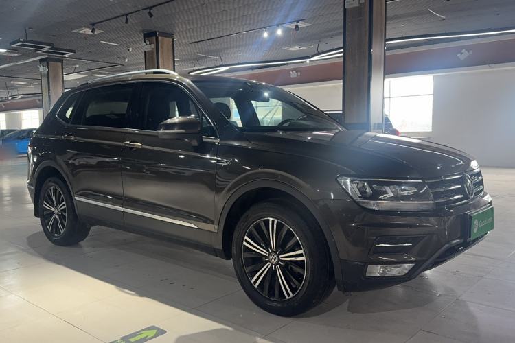 Used Volkswagen Tiguan L 2019 330TSI Automatic Two-Wheel Drive Panoramic Comfort Edition China V Standard Exterior 2