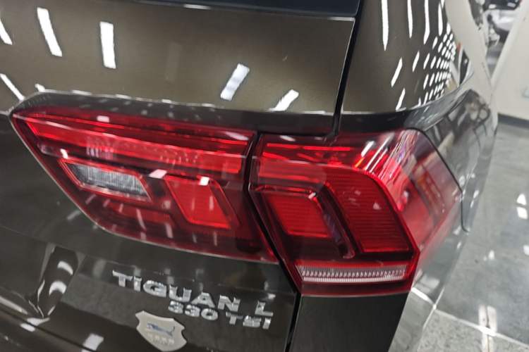 Used Volkswagen Tiguan L 2019 330TSI Automatic Two-Wheel Drive Panoramic Comfort Edition China VI Standard Exterior 3