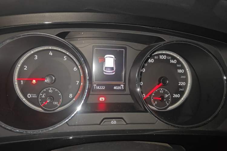Used Volkswagen Tiguan L 2019 330TSI Automatic Two-Wheel Drive Panoramic Comfort Edition China VI Standard Instrument Cluster