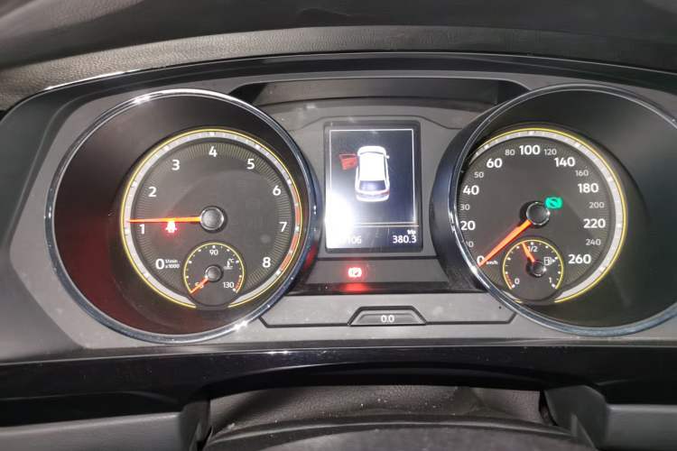 Used Volkswagen Tiguan L 2019 330TSI Automatic Two-Wheel Drive Smart Luxury Version China VI Standard Instrument Cluster