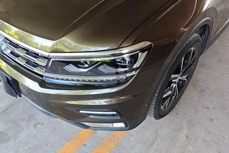 Used Volkswagen Tiguan L 2019 380TSI Automatic All-Wheel Drive Intelligent Luxury Version China V Standard Left Front Headlight
