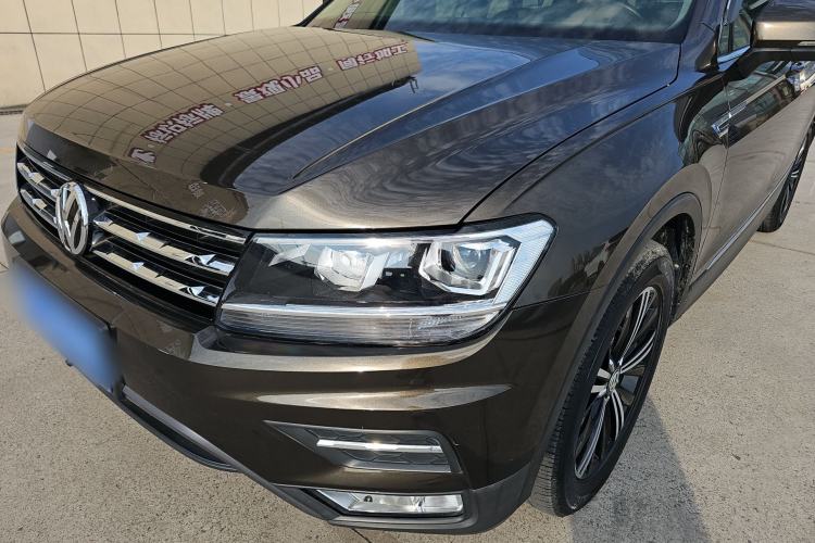 Used Volkswagen Tiguan L 2019 Updated Version 330TSI Automatic Two-Wheel Drive Panoramic Comfort Edition China VI Standard Left Front Headlight