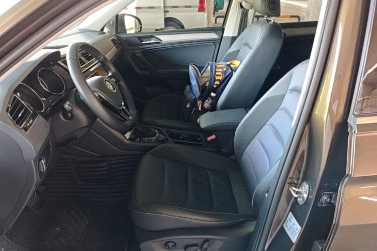 Used Volkswagen Tiguan L 2019 380TSI Automatic All-Wheel Drive Intelligent Luxury Version China V Standard Left Front Seat