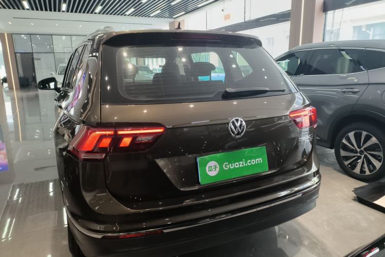 Used Volkswagen Tiguan L 2019 330TSI Automatic Two-Wheel Drive Smart Luxury Version China V Emission Standard Rear