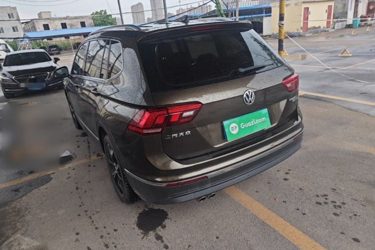 Used Volkswagen Tiguan L 2019 330TSI Automatic Two-Wheel Drive Smart Luxury Version China V Emission Standard Rear Left 45 Deg