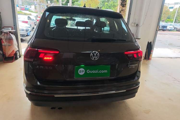 Used Volkswagen Tiguan L 2019 330TSI Automatic Two-Wheel Drive Panoramic Comfort Edition China VI Standard Rear