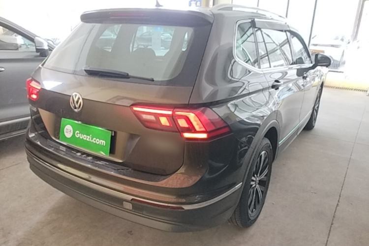 Used Volkswagen Tiguan L 2019 Updated Version 330TSI Automatic Two-Wheel Drive Panoramic Comfort Edition China VI Standard Rear Right 45 Deg