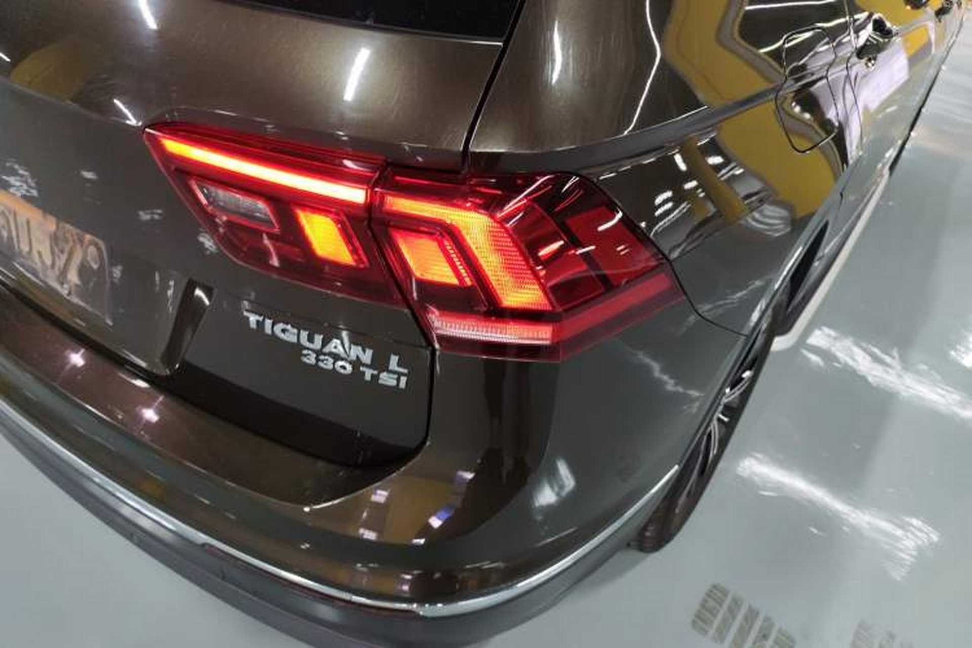 Used Volkswagen Tiguan L 2019 330TSI Automatic Two-Wheel Drive Panoramic Comfort Edition China VI Standard Right Rear Taillight