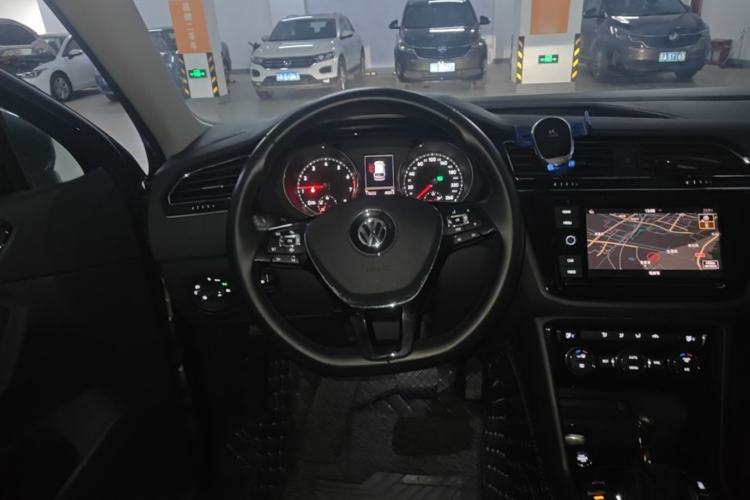 Used Volkswagen Tiguan L 2019 330TSI Automatic Two-Wheel Drive Panoramic Comfort Edition China VI Standard Steering Wheel