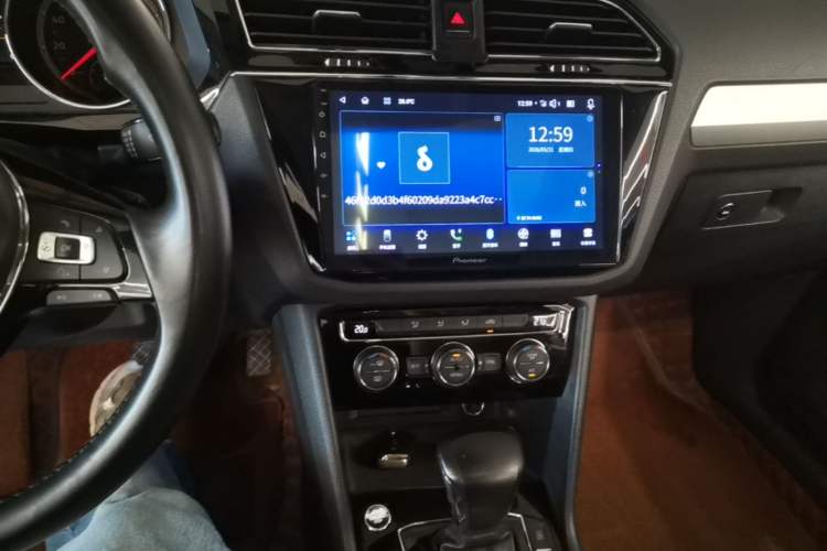 Used Volkswagen Tiguan L 2019 330TSI Automatic Two-Wheel Drive Panoramic Comfort Edition China VI Standard Audio And AC Panel