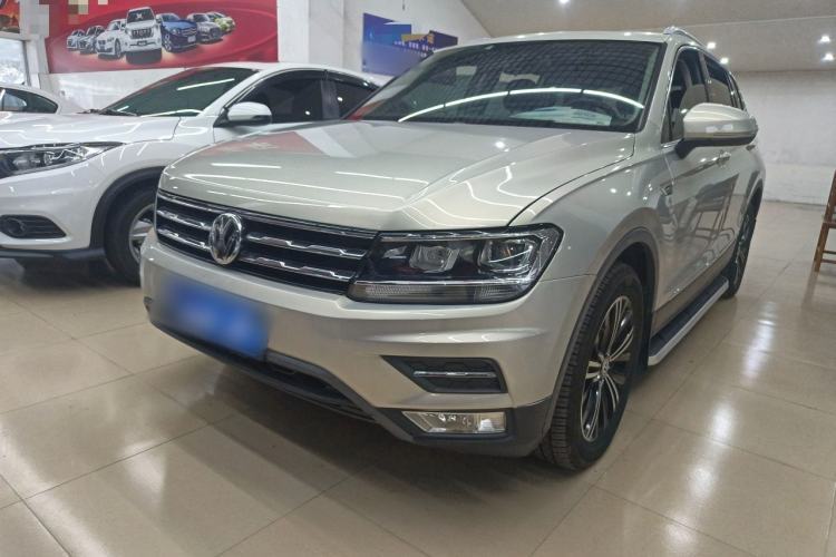 Used Volkswagen Tiguan L 2019 330TSI Automatic Two-Wheel Drive Panoramic Comfort Edition China VI Standard Guazi used car, China used car export, Used car for sale, Used cars, Cheapest cars for sale