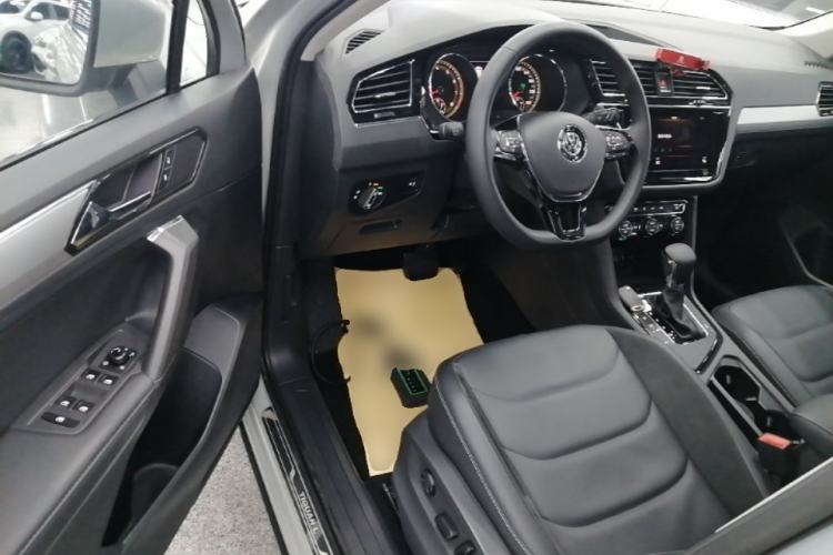 Used Volkswagen Tiguan L 2019 Updated Version 330TSI Automatic Two-Wheel Drive Panoramic Comfort Edition China VI Standard Driver Seat