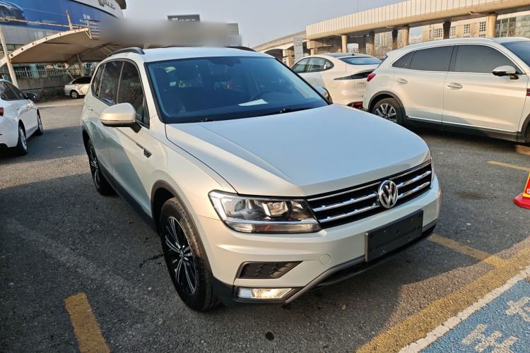 Used Volkswagen Tiguan L 2019 330TSI Automatic Two-Wheel Drive Luxury Edition China VI Standard Exterior 1