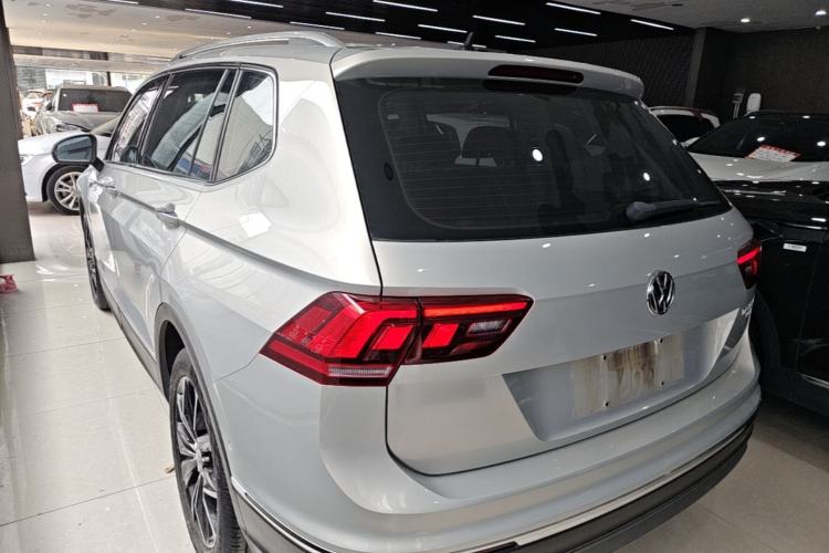 Used Volkswagen Tiguan L 2019 330TSI Automatic Two-Wheel Drive Smart Luxury Version China V Emission Standard Exterior 2