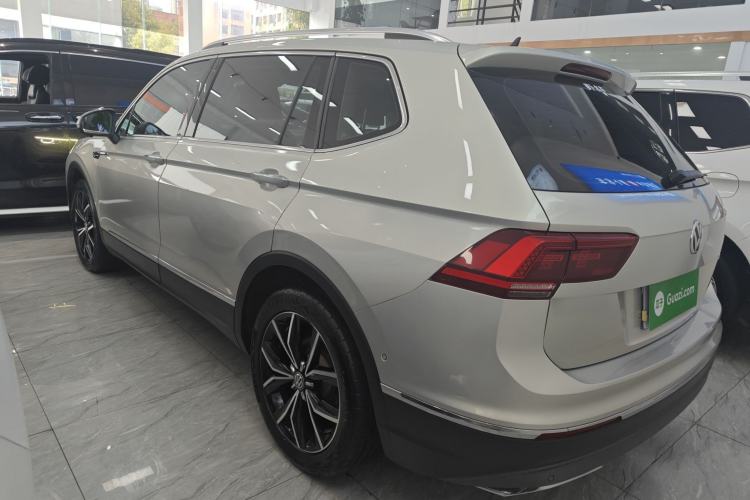 Used Volkswagen Tiguan L 2019 380TSI Automatic All-Wheel Drive Luxury Edition with 7 Seats China VI Standard Exterior 2