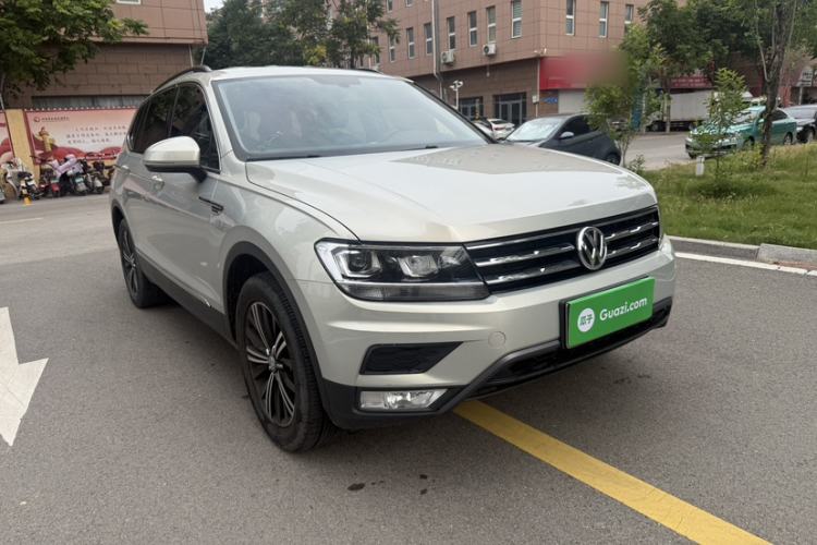 Used Volkswagen Tiguan L 2019 330TSI Automatic Two-Wheel Drive Luxury Edition China VI Standard Exterior 5