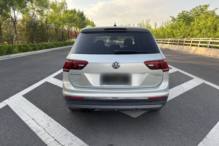 Used Volkswagen Tiguan L 2019 Revised Version 280TSI Automatic Two-Wheel Drive Panoramic Comfort Edition China VI Standard Exterior 5