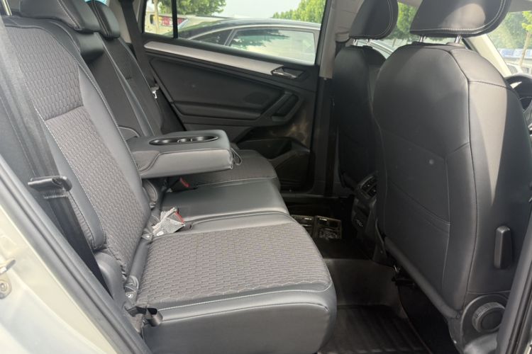 Used Volkswagen Tiguan L 2019 330TSI Automatic Two-Wheel Drive Luxury Edition China VI Standard Exterior 8