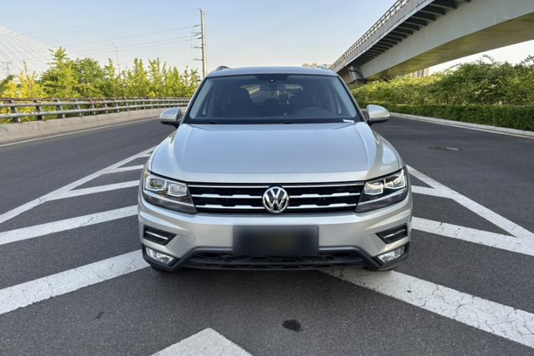 Used Volkswagen Tiguan L 2019 Revised Version 280TSI Automatic Two-Wheel Drive Panoramic Comfort Edition China VI Standard Exterior 9