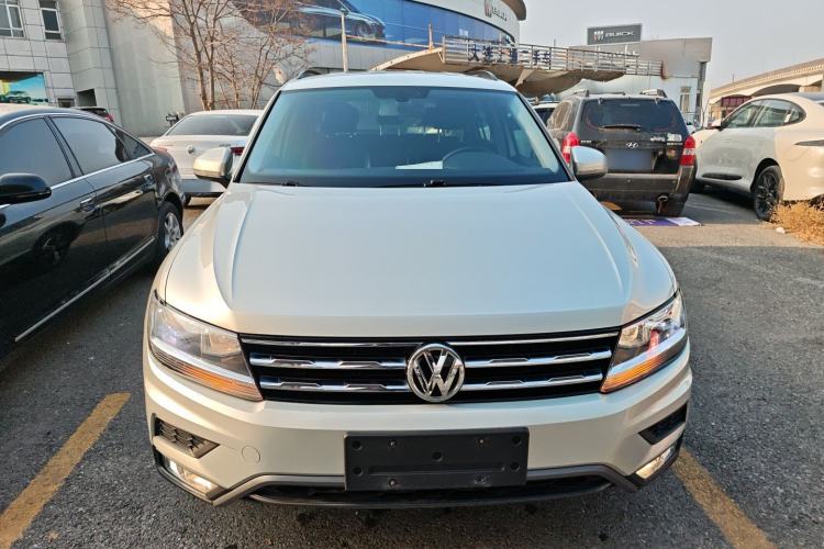 Used Volkswagen Tiguan L 2019 330TSI Automatic Two-Wheel Drive Luxury Edition China VI Standard Front
