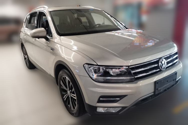 Used Volkswagen Tiguan L 2019 330TSI Automatic Two-Wheel Drive Panoramic Comfort Edition China VI Standard Front Right 45 Deg