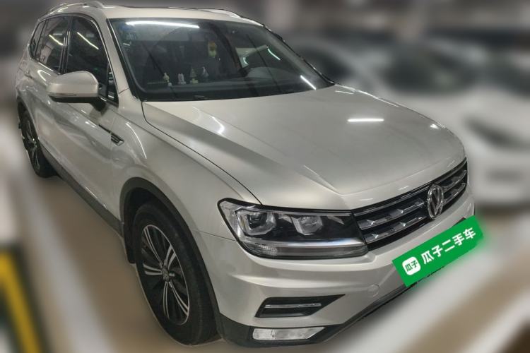 Used Volkswagen Tiguan L 2019 330TSI Automatic Two-Wheel Drive Panoramic Comfort Edition China VI Standard Front Right 45 Deg