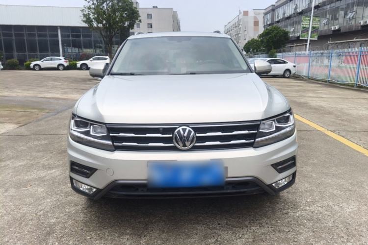 Used Volkswagen Tiguan L 2019 Revised 330TSI Automatic Two-Wheel Drive Smart & Luxury Edition China VI Standard Front