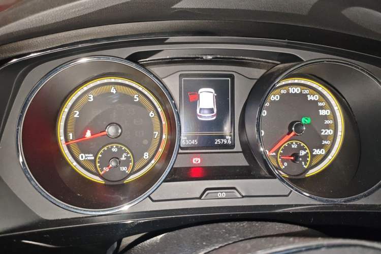 Used Volkswagen Tiguan L 2019 330TSI Automatic Two-Wheel Drive Smart Luxury Version China VI Standard Instrument Cluster