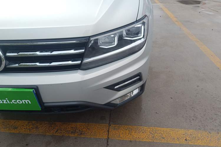 Used Volkswagen Tiguan L 2019 Revised 330TSI Automatic Two-Wheel Drive Smart & Luxury Edition China VI Standard Left Front Headlight