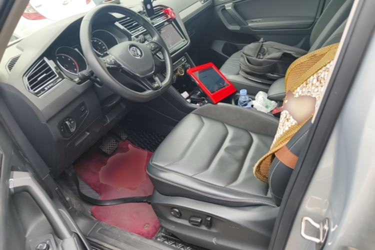 Used Volkswagen Tiguan L 2019 330TSI Automatic Two-Wheel Drive Panoramic Comfort Edition China V Standard Left Front Seat