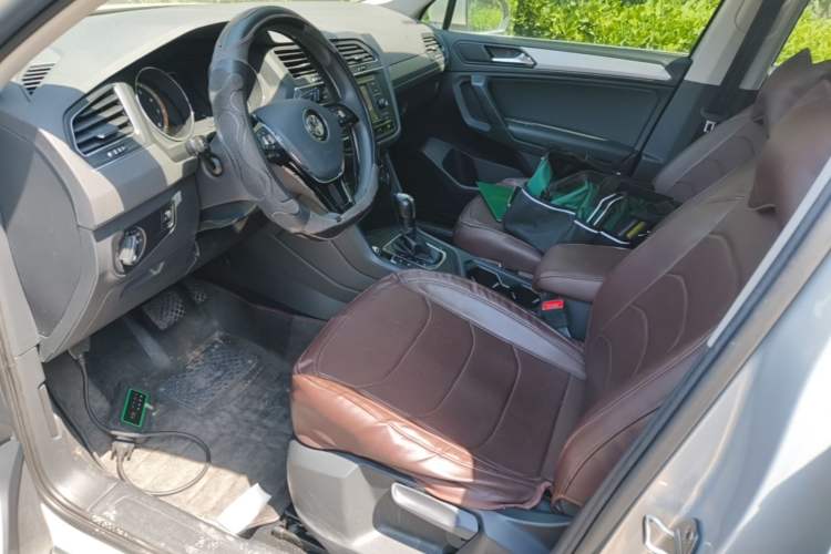 Used Volkswagen Tiguan L 2019 330TSI Automatic Two-Wheel Drive Luxury Edition China VI Standard Left Front Seat