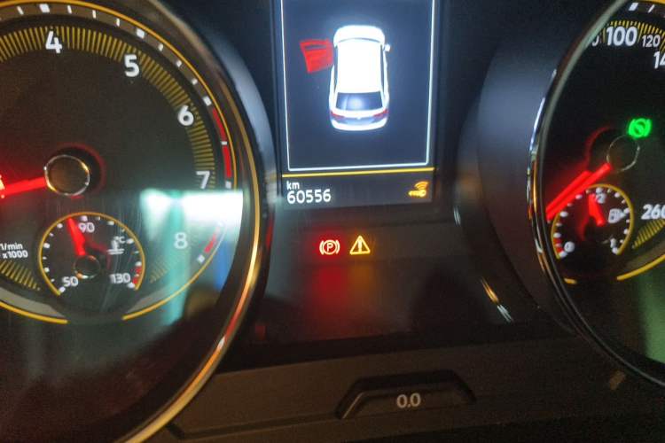 Used Volkswagen Tiguan L 2019 330TSI Automatic Two-Wheel Drive Panoramic Comfort Edition China VI Standard Odometer Close Up