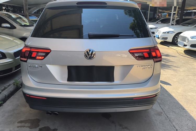 Used Volkswagen Tiguan L 2019 330TSI Automatic Two-Wheel Drive Luxury Edition China VI Standard Rear