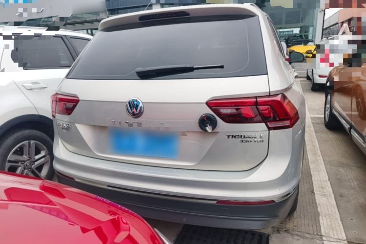 Used Volkswagen Tiguan L 2019 330TSI Automatic Two-Wheel Drive Panoramic Comfort Edition China V Standard Rear