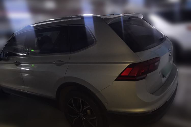 Used Volkswagen Tiguan L 2019 330TSI Automatic Two-Wheel Drive Smart Luxury Version China VI Standard Rear Left 45 Deg
