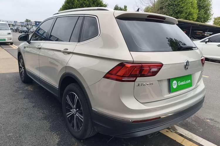Used Volkswagen Tiguan L 2019 Revised Version 280TSI Automatic Two-Wheel Drive Panoramic Comfort Edition China VI Standard Rear Left 45 Deg