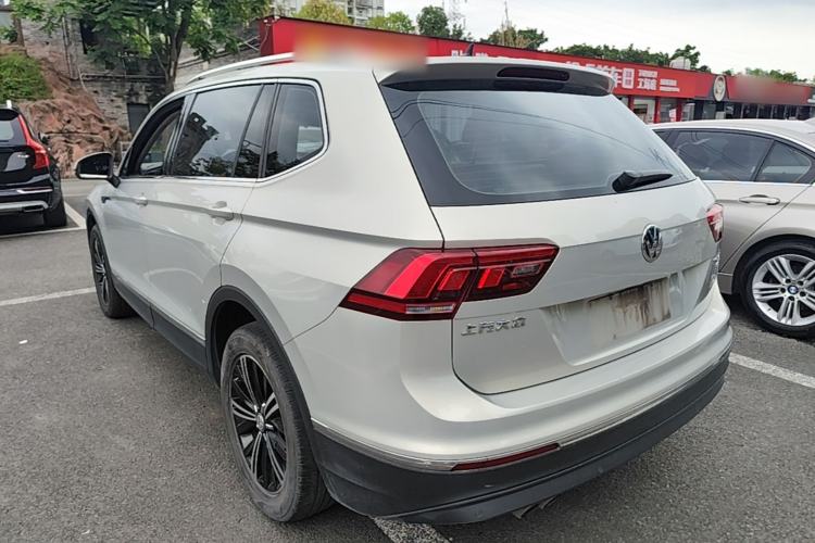 Used Volkswagen Tiguan L 2019 Updated Version 330TSI Automatic Two-Wheel Drive Panoramic Comfort Edition China VI Standard Rear Left 45 Deg