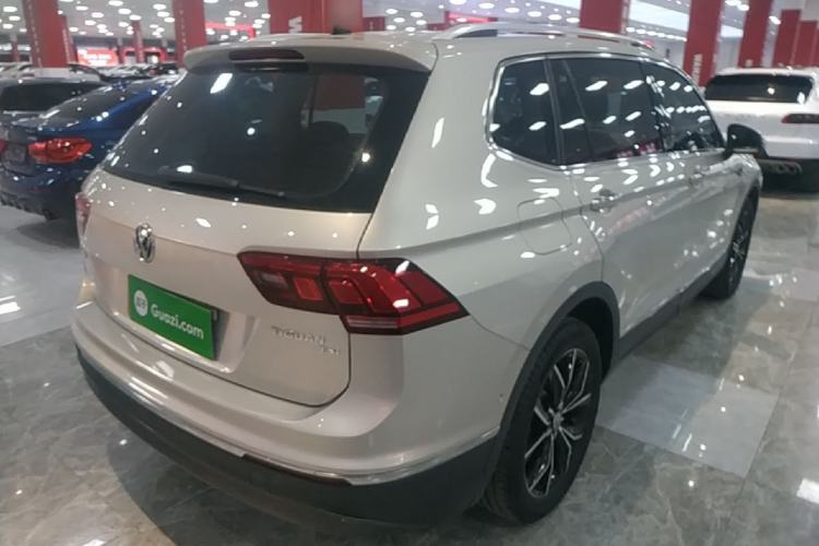 Used Volkswagen Tiguan L 2019 330TSI Automatic Two-Wheel Drive Smart Luxury Version China V Emission Standard Rear Right 45 Deg