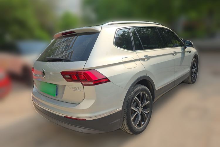 Used Volkswagen Tiguan L 2019 Revised 330TSI Automatic Two-Wheel Drive Smart & Luxury Edition China VI Standard Rear Right 45 Deg