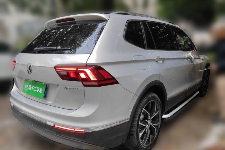 Used Volkswagen Tiguan L 2019 330TSI Automatic Two-Wheel Drive Smart Luxury Version China VI Standard Rear Right 45 Deg