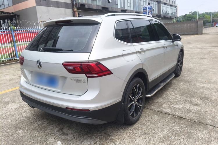 Used Volkswagen Tiguan L 2019 Revised 330TSI Automatic Two-Wheel Drive Smart & Luxury Edition China VI Standard Rear Right 45 Deg