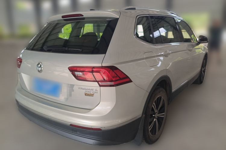 Used Volkswagen Tiguan L 2019 330TSI Automatic Two-Wheel Drive Panoramic Comfort Edition China VI Standard Rear Right 45 Deg