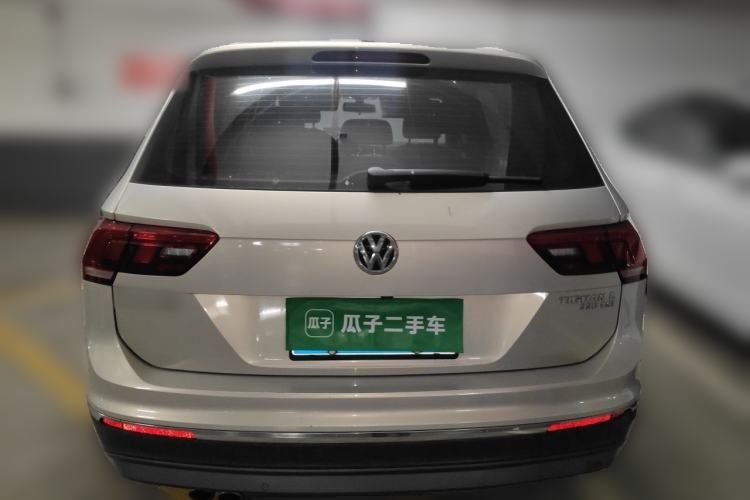 Used Volkswagen Tiguan L 2019 330TSI Automatic Two-Wheel Drive Panoramic Comfort Edition China V Standard Rear