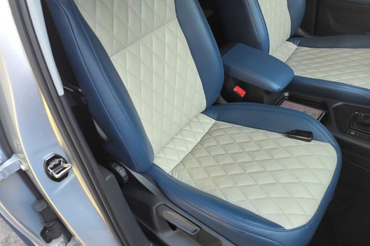 Used Volkswagen Tiguan L 2019 330TSI Automatic Two-Wheel Drive Luxury Edition China VI Standard Right Front Seat