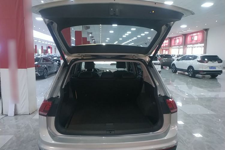 Used Volkswagen Tiguan L 2019 330TSI Automatic Two-Wheel Drive Smart Luxury Version China V Emission Standard Trunk
